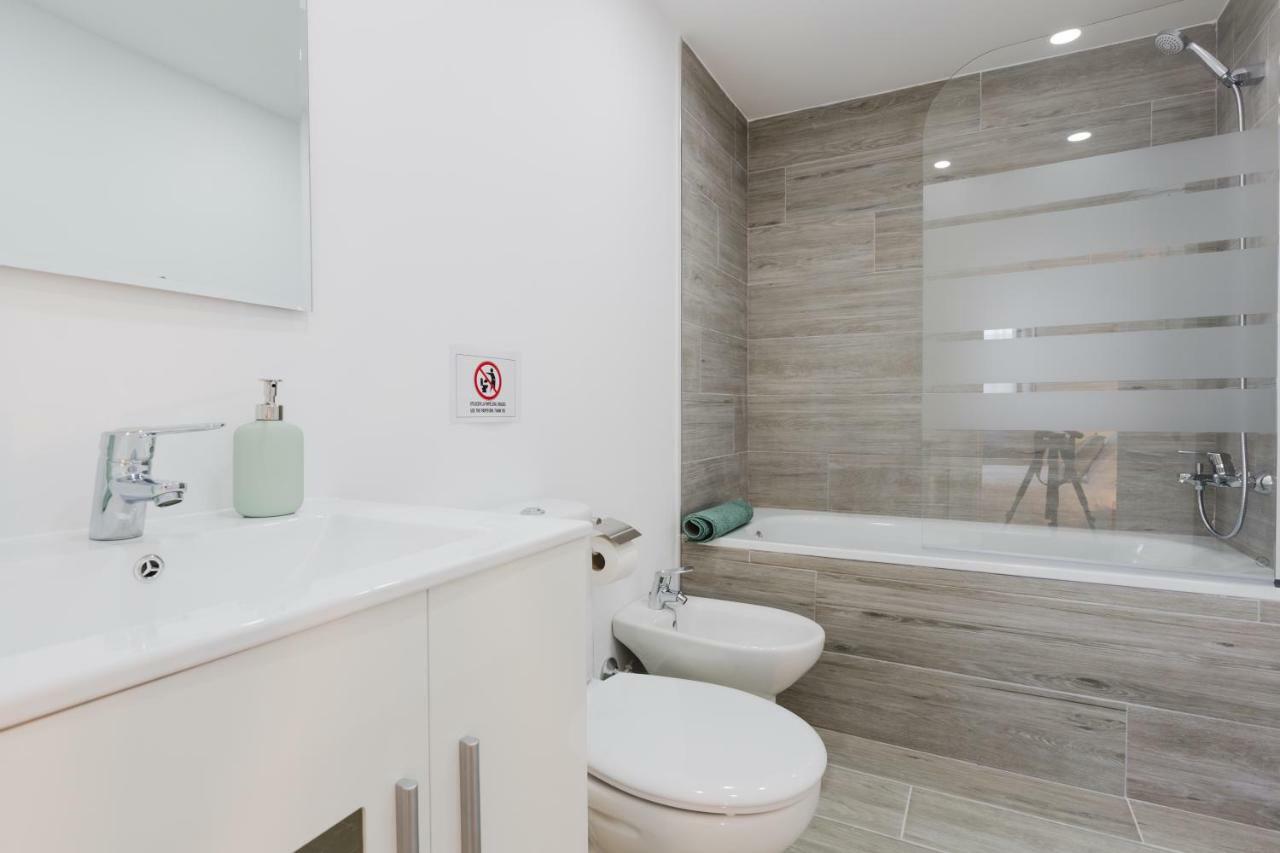 Hola Malaga Premium Centro Appartement Buitenkant foto